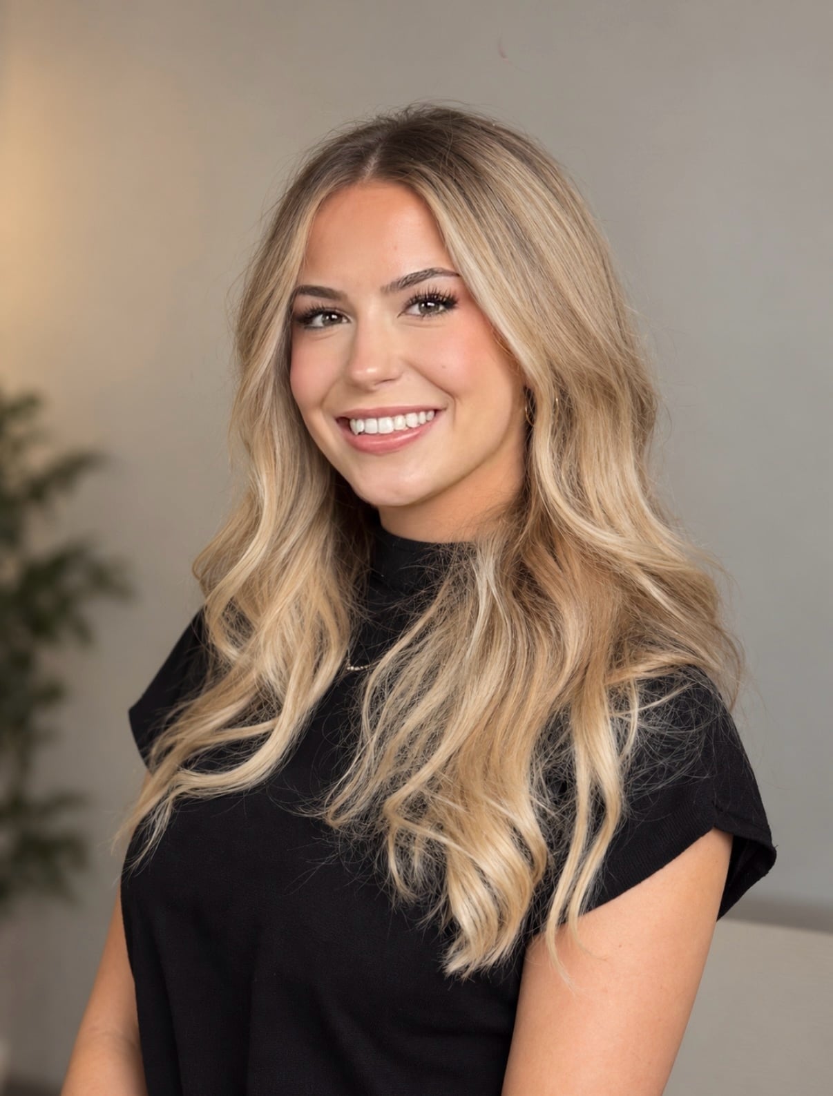 ashleigh headshot