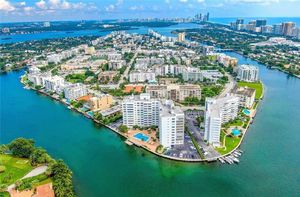 4 – Bay Harbor Islands
