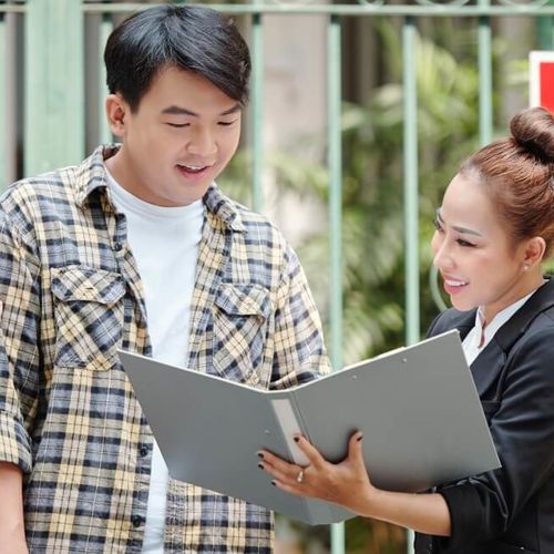 How To Read A Property Listing Like An Agent