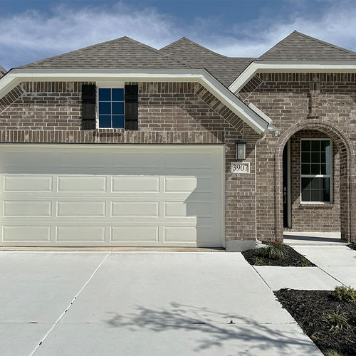 Reduced $115K at Bel Air Village Sherman! $249990
