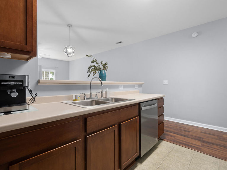 803 Hadel Pl Knightdale NC 27545 USA-007-026-Kitchen-MLS_Size