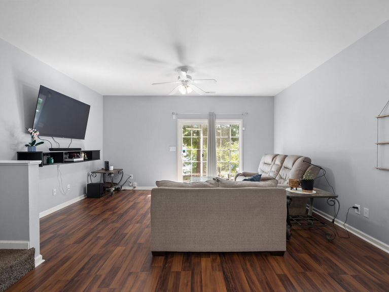 803 Hadel Pl Knightdale NC 27545 USA-012-017-Living Room-MLS_Size