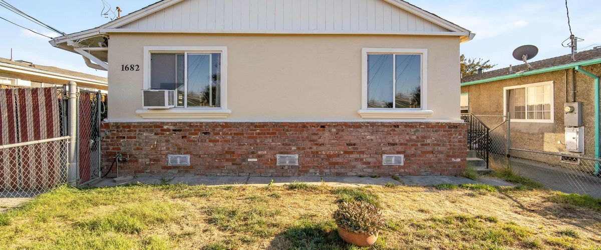 1- 1682_East_San_Fernando_Street San_Jose California 20