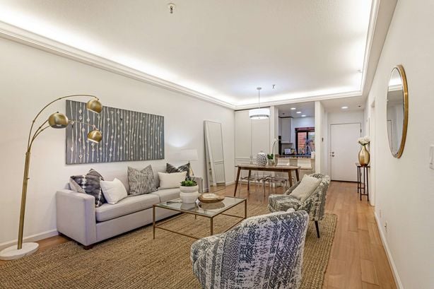 1_4250_El_Camino_Real Palo_Alto California 7