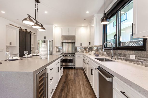 10_231_Myrtle_Street Redwood_City California 19