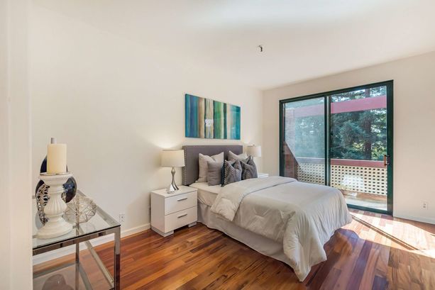 11_4250_El_Camino_Real_A302 Palo_Alto California 21