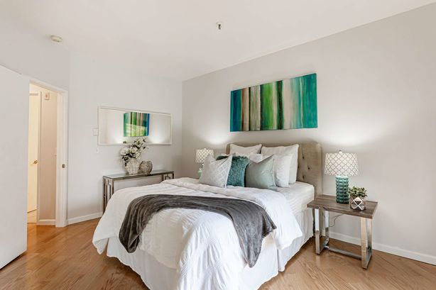 13_4250_El_Camino_Real_D133 Palo_Alto California 19