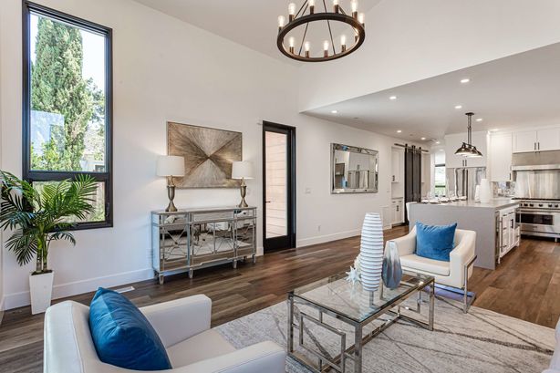 14_231_Myrtle_Street Redwood_City California 14