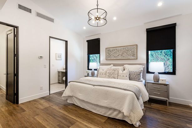 15_231_Myrtle_Street Redwood_City California 26