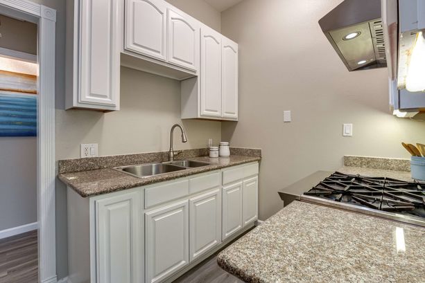 15_555_S_4th_Street San_Jose California 16