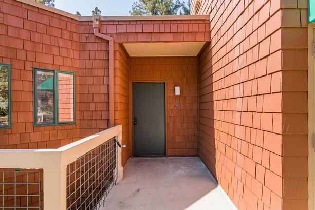 19_4250_El_Camino_Real_A302 Palo_Alto California 4