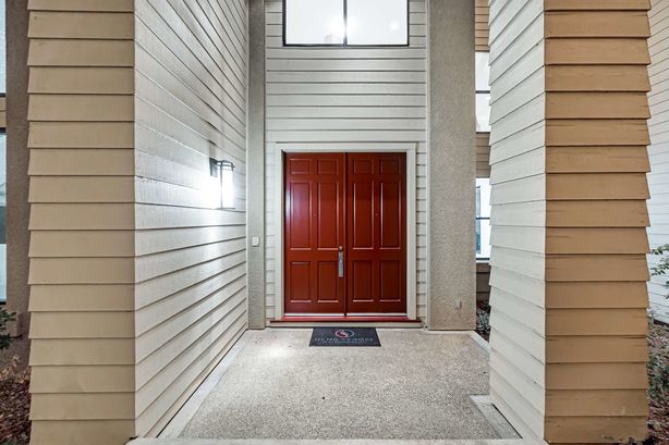 2_15_Seki_Court Emerald_Hills California 4