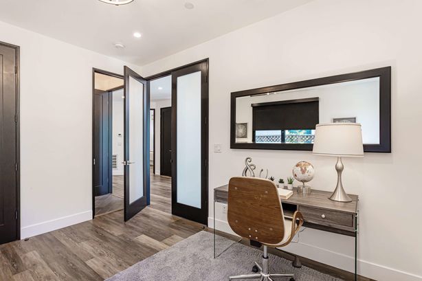 21_231_Myrtle_Street Redwood_City California 24