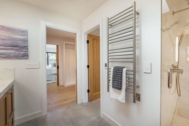 22_220_De_Anza_Lane Los_Altos California 20