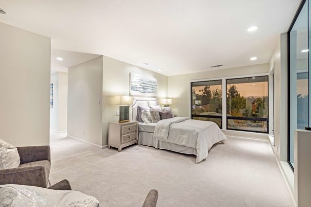 23_15_Seki_Court Emerald_Hills California 32