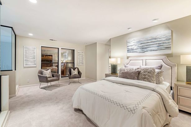 24_15_Seki_Court Emerald_Hills California 33