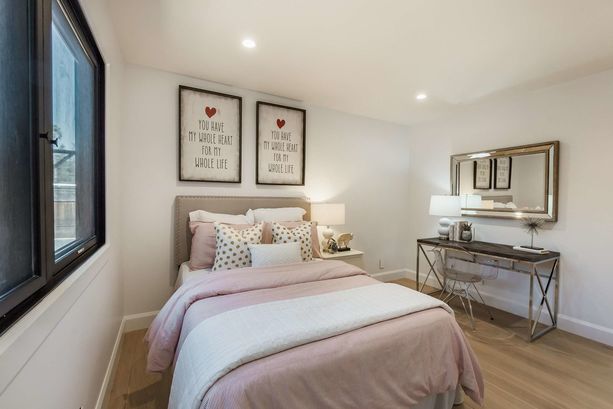 27_220_De_Anza_Lane Los_Altos California 27