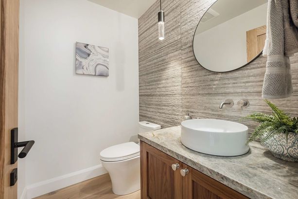 31_220_De_Anza_Lane Los_Altos California 29