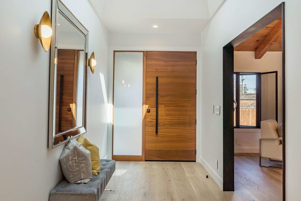 33_220_De_Anza_Lane Los_Altos California 30