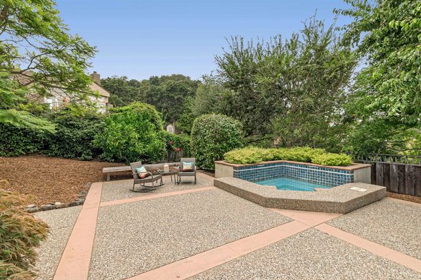 34_15_Seki_Court Emerald_Hills California 48