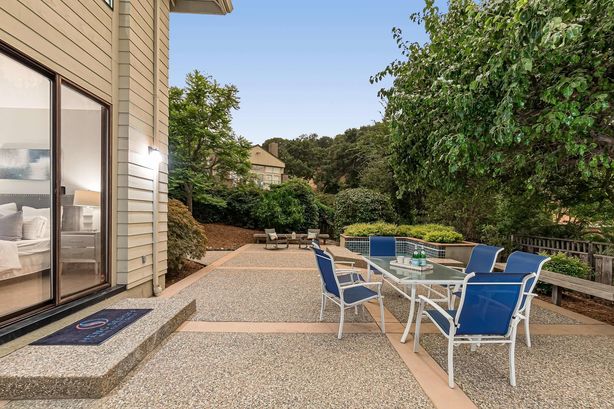 36_15_Seki_Court Emerald_Hills California 49