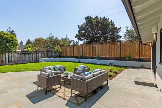 37_220_De_Anza_Lane Los_Altos California 38