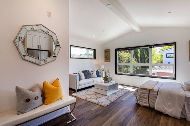 38_231_Myrtle_Street Redwood_City California 48