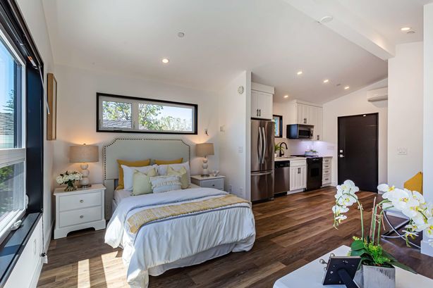 39_231_Myrtle_Street Redwood_City California 49