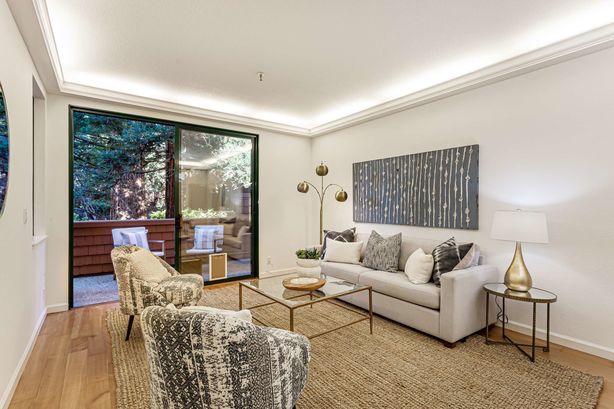 4_4250_El_Camino_Real Palo_Alto California 5