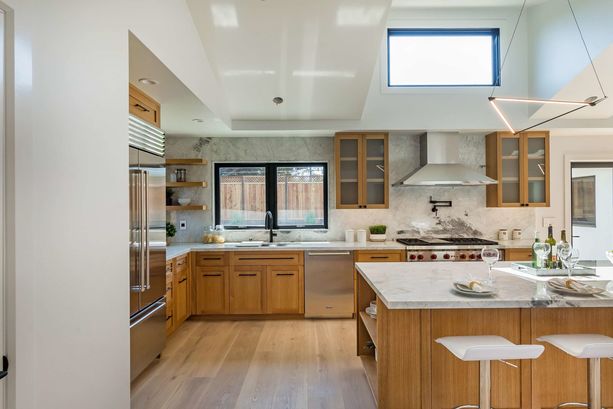 5_220_De_Anza_Lane Los_Altos California 13