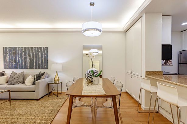 7_4250_El_Camino_Real Palo_Alto California 10