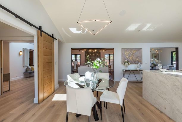 8_220_De_Anza_Lane Los_Altos California 10