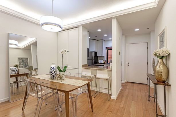 8_4250_El_Camino_Real Palo_Alto California 9