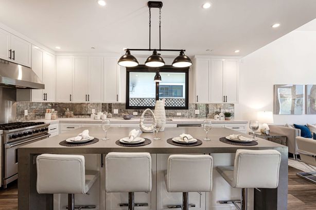 9_231_Myrtle_Street Redwood_City California 18