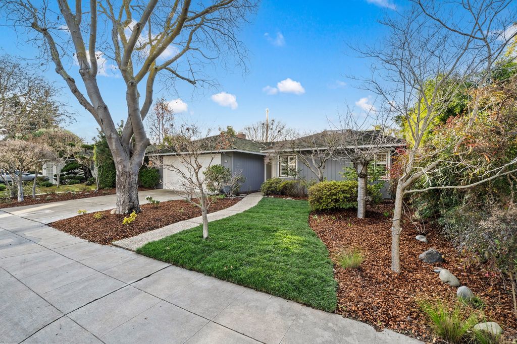 26 Erstwild Court Palo Alto CA 94303 Heng Seroff Real Estate Group 26 Erstwild Court Palo Alto CA 94303 Heng Seroff Real Estate Group