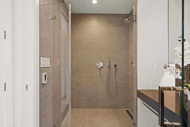 12__26-web-or-mls-DSC09958