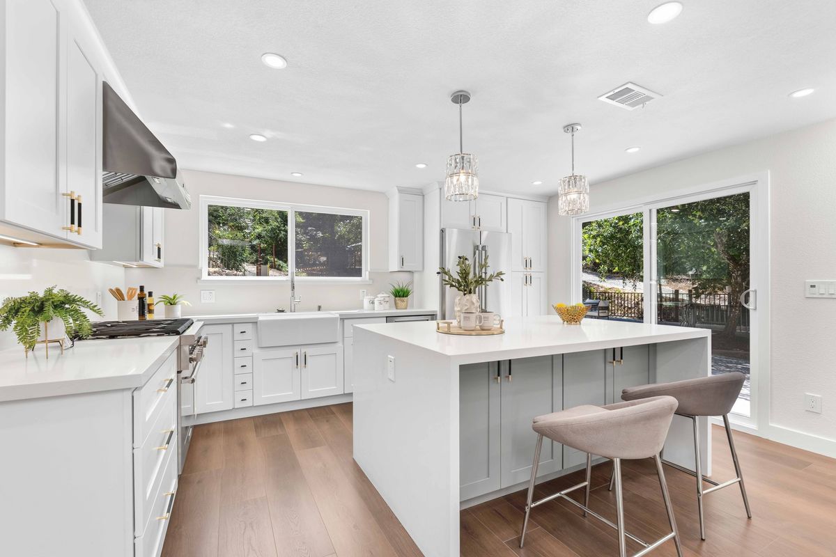 4_16500 Sanborn Road, Saratoga