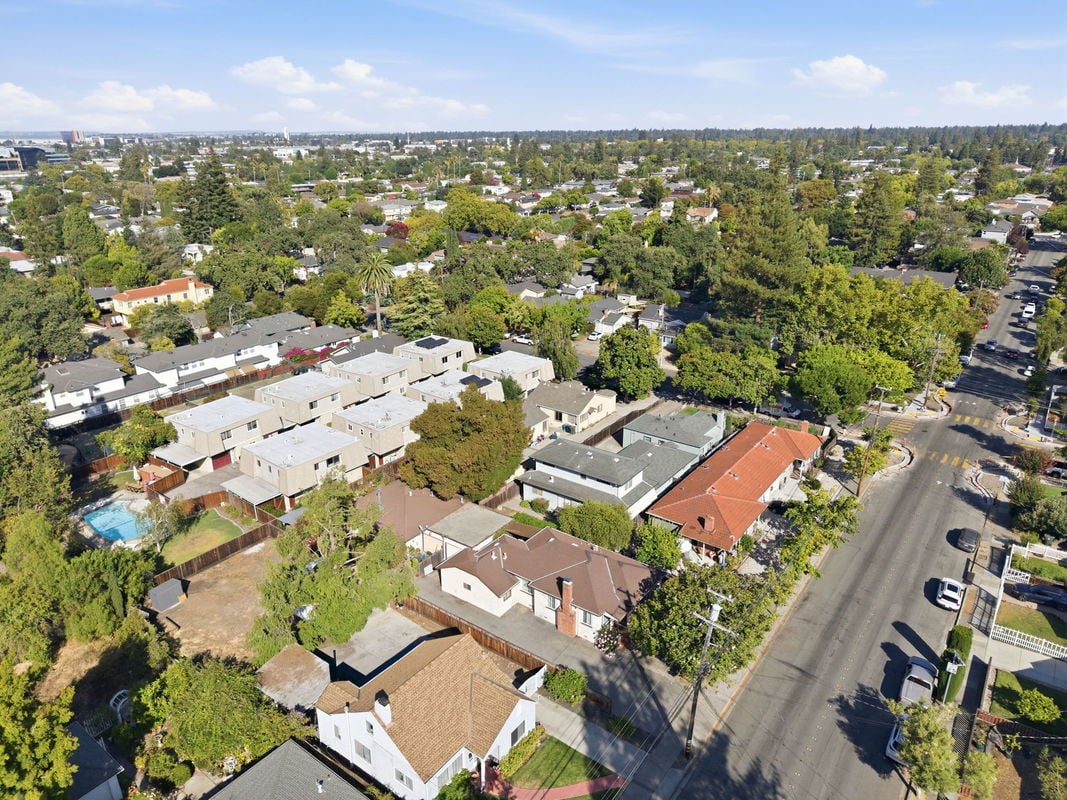 22-819 Hudson Street, Redwood City
