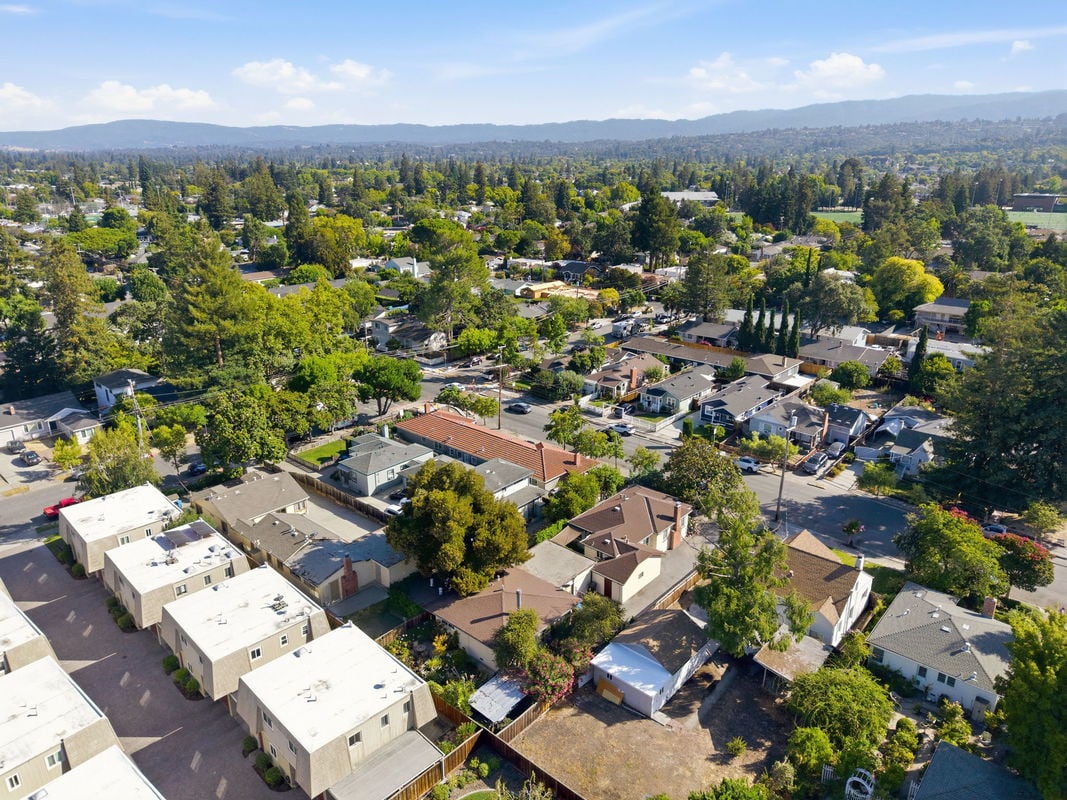 23-819 Hudson Street, Redwood City