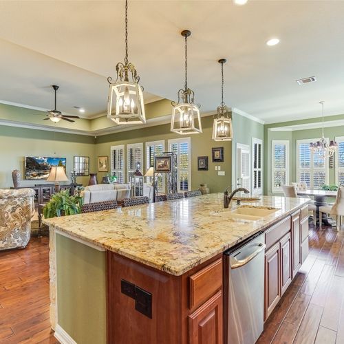 When is the best time to sell a Northwest Hills home?