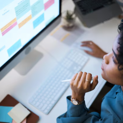 What are typical days-on-market trends in Northwest Hills Austin this year?