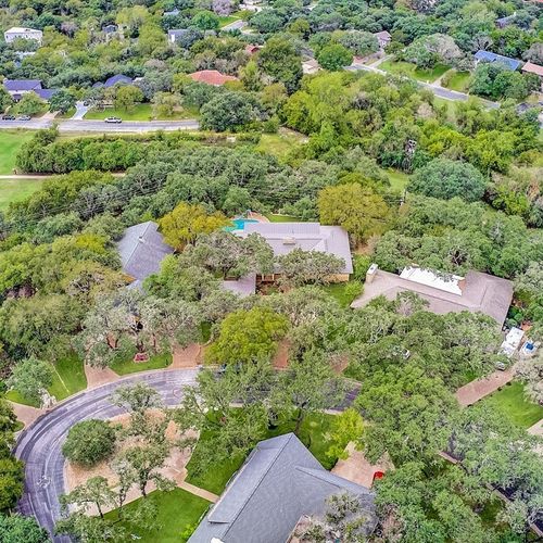 Balcones Village vs Northwest Hills: Where Should You Buy?