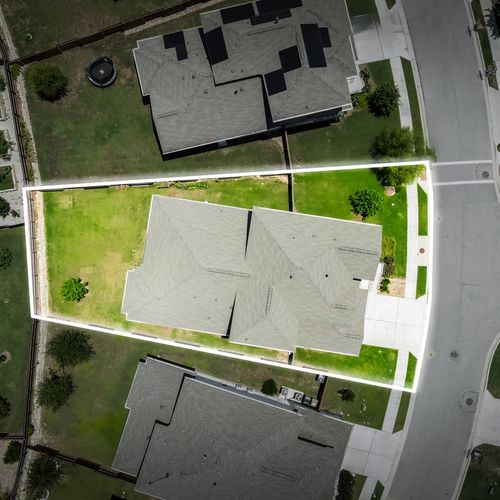 How much does lot size affect Northwest Hills home value?