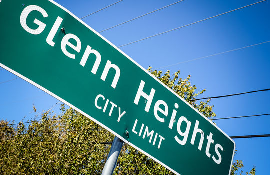 Picture of Glenn Heights city limit sign