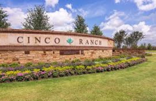 Picture of Cinco Ranch rock wall sign