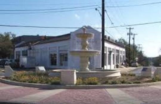 Fountain in Olmos Park Texas