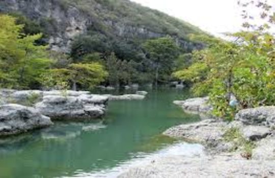 Picture of a river in Medina Texas