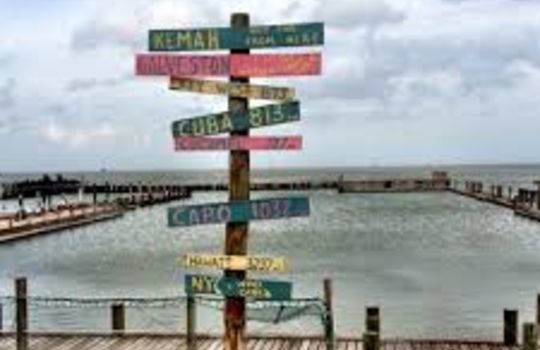 Picture of San Leon Texas sign on a port
