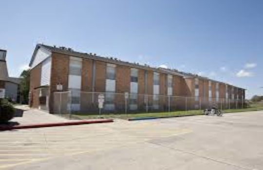 Sandy Oaks Apartments