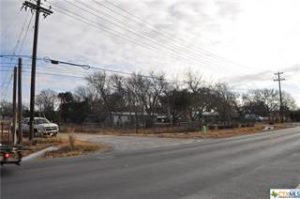 Picture of a street in Uhland Texas